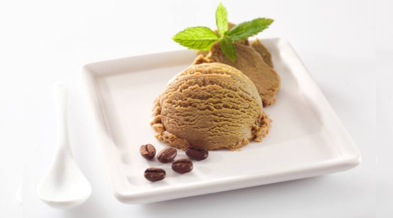 Coffee Ice Cream: From the Kitchens of India