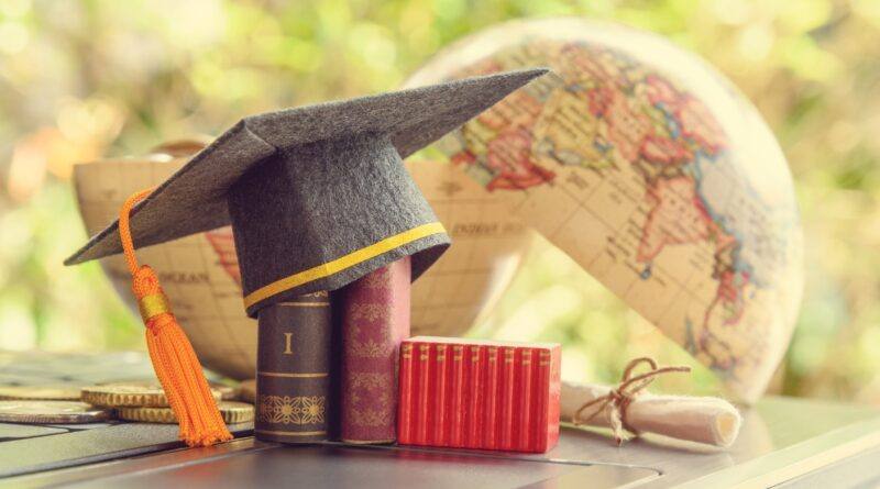 Planning To Study Abroad? How To Make A Better Checklist?