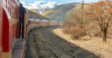 The Best Train Rides That Create Beautiful Travel Memories