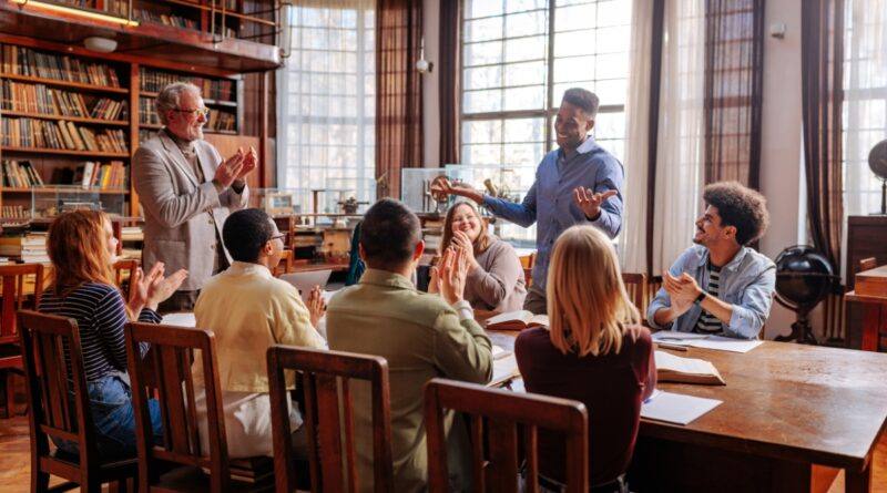 How To Develop An Academic Argument? Know It All Here