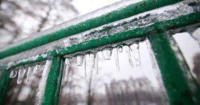 Frozen Rain– A poem by Rema Pisharody